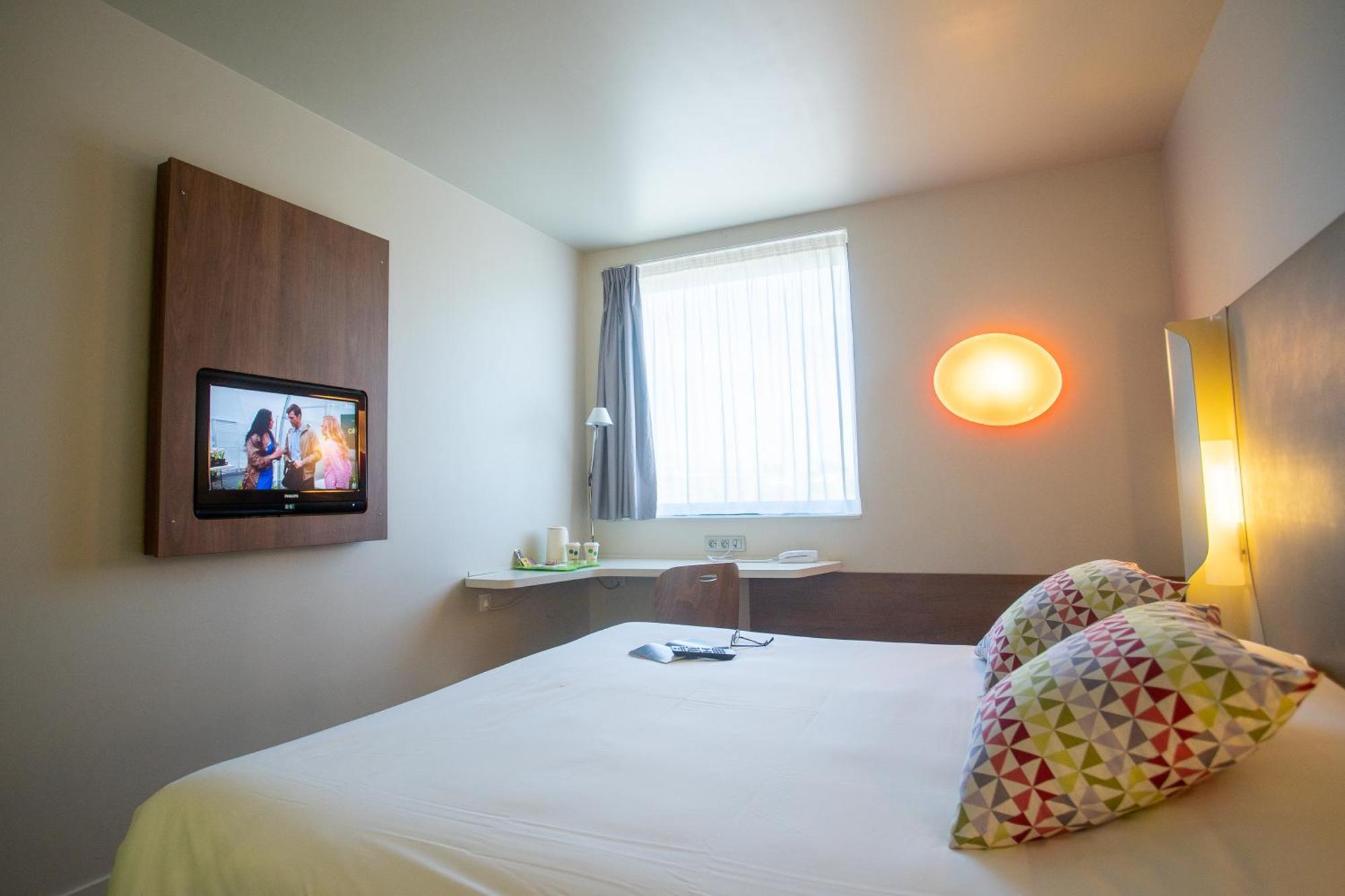 Campanile Carcassonne Est - La Cite Hotel Eksteriør billede